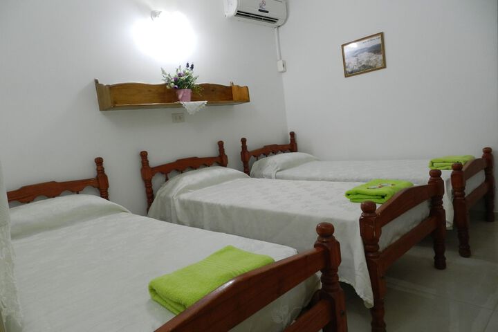Room 8 of 35