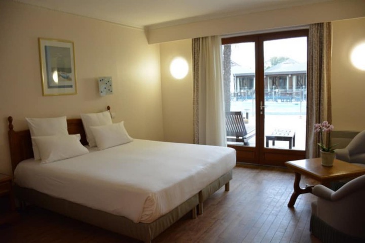 Room 10 of 54