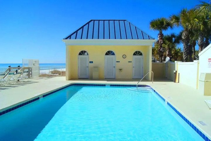 Pool 6 of 10