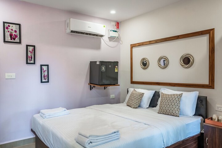 Room 6 of 44