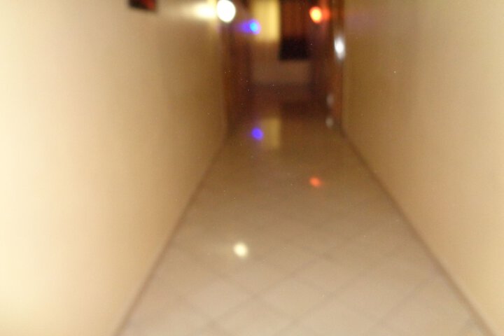 Room 10 of 36
