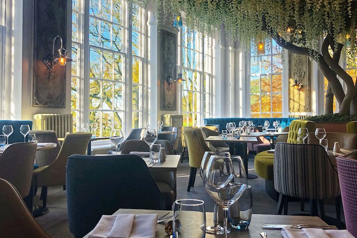 Dining 54 of 82