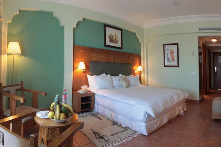 Room 7 of 74
