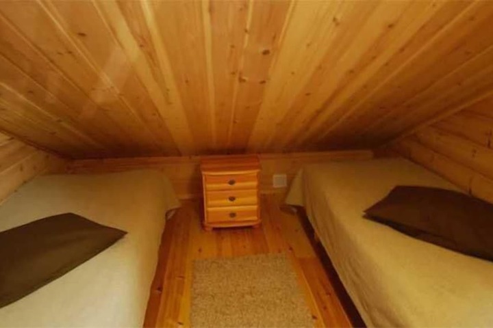 Room 2 of 14