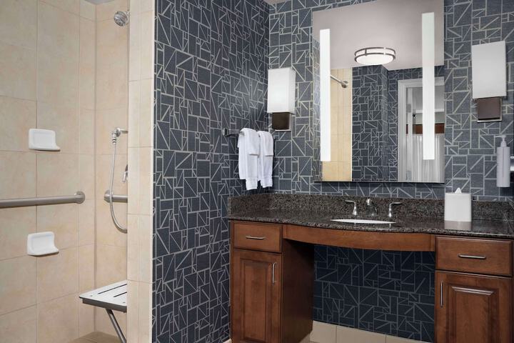 Bathroom shower