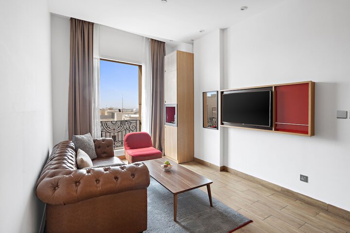 Room 40 of 195