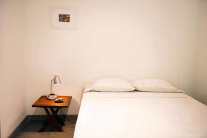 Room 13 of 22