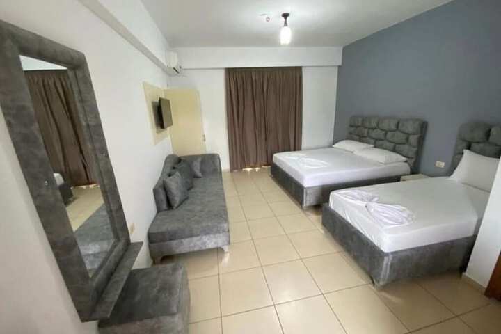 Room 15 of 24