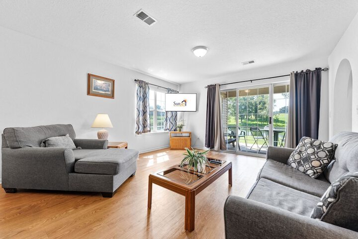 Exterior of Carefree Getaways 2 Bedroom Condo by RedAwning