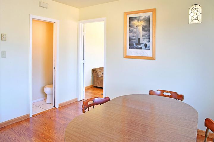 Room 3 of 11