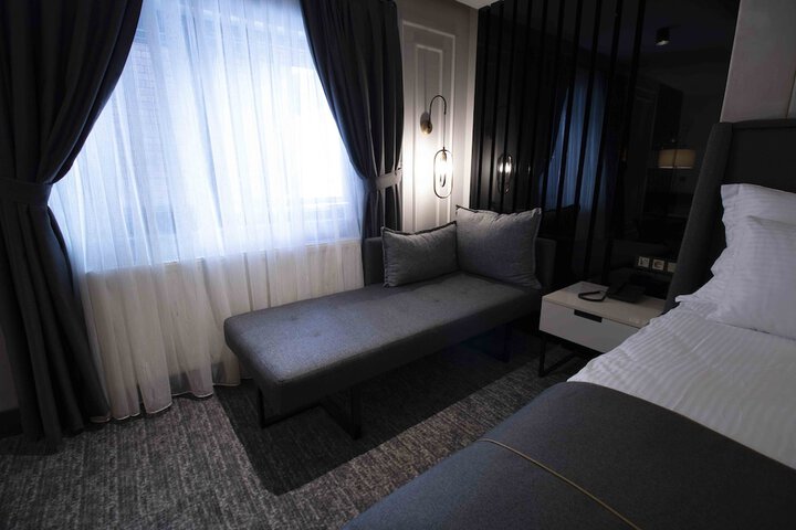 Room 17 of 129