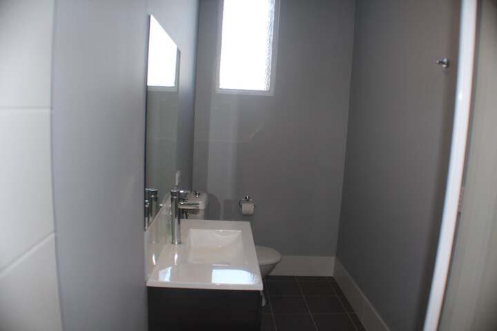 Room 21 of 25