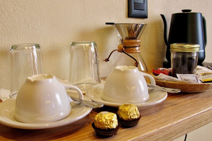 Breakfast/Coffee Service 24 of 41