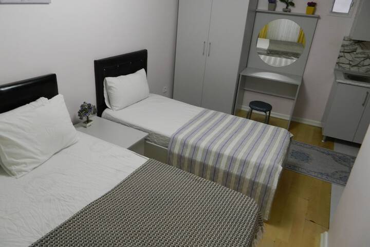Room 33 of 75