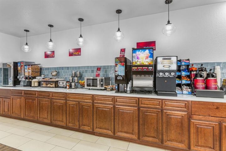 Breakfast/Coffee Service 33 of 37