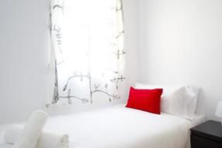 Room 6 of 21