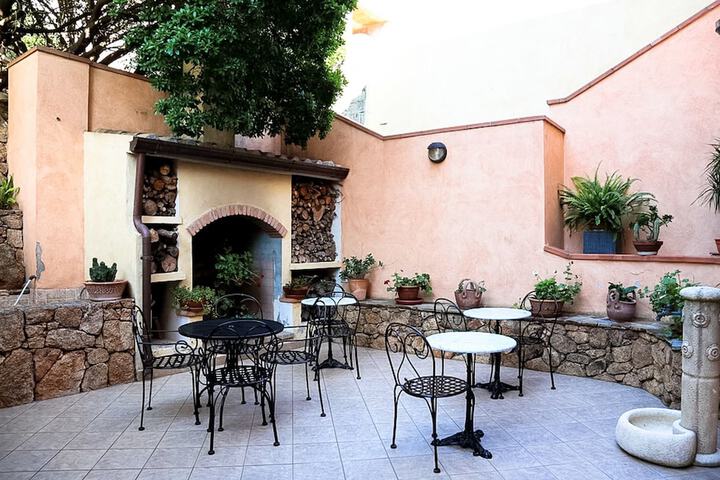 Terrace/Patio 21 of 24