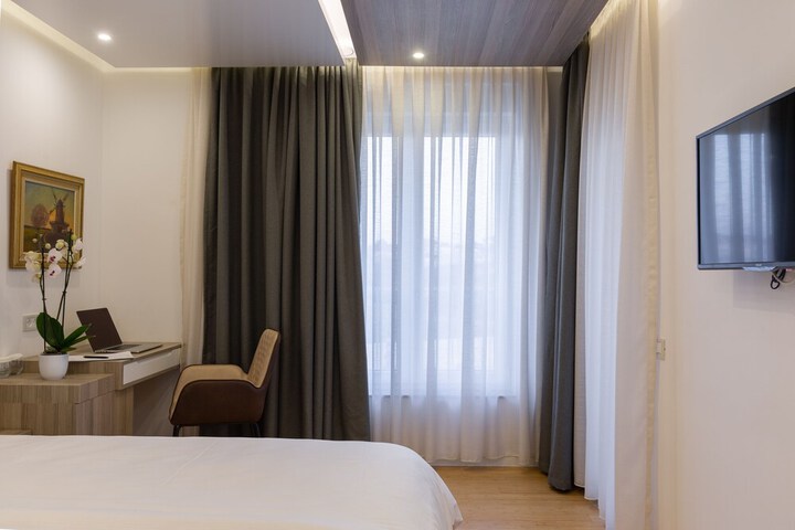 Room 14 of 81