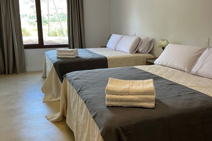 Room 4 of 60