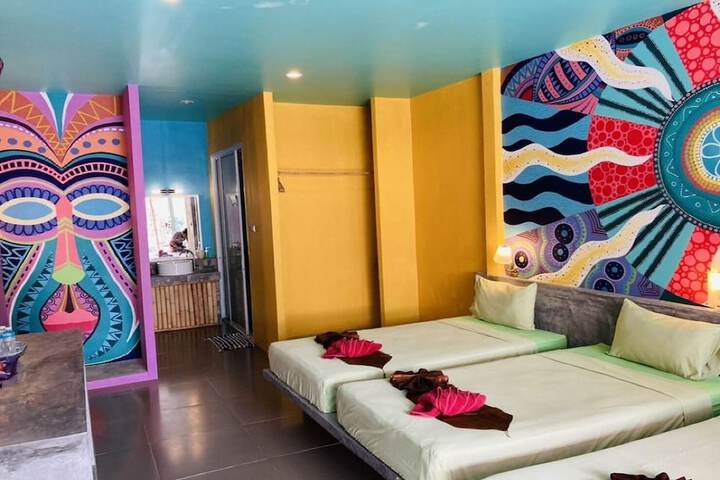 Room 70 of 169