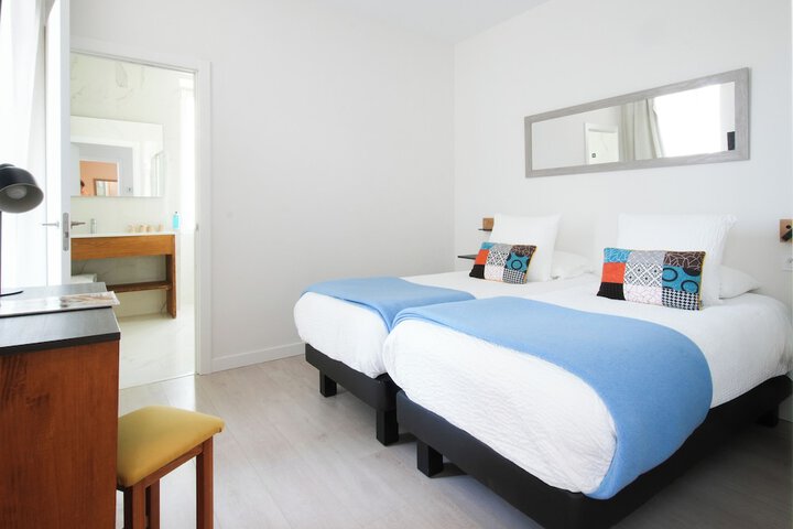 Room 21 of 72