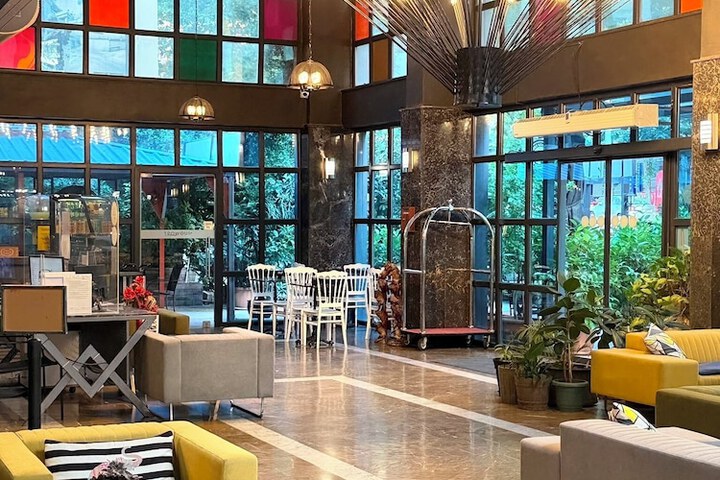Hotel Interior 8 of 91