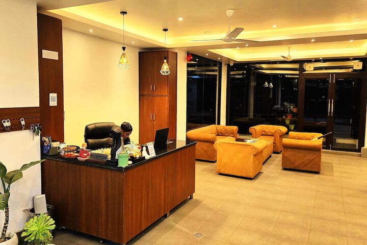 Hotel Interior 2 of 31