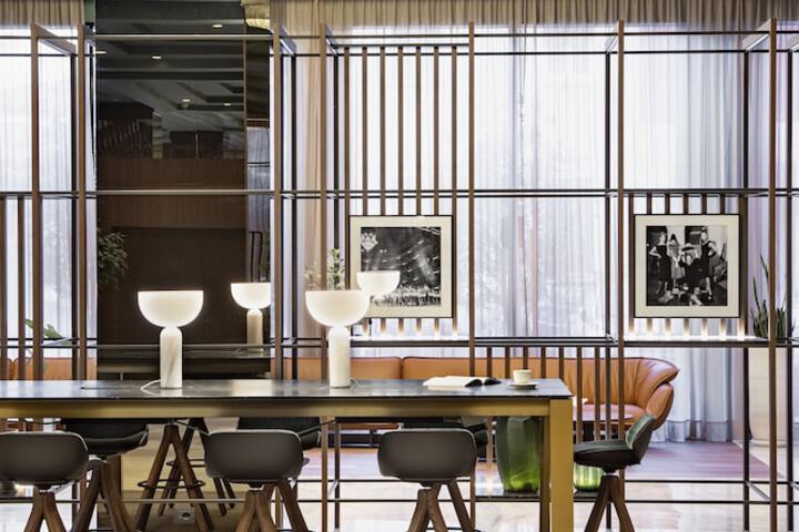 Hotel Lobby