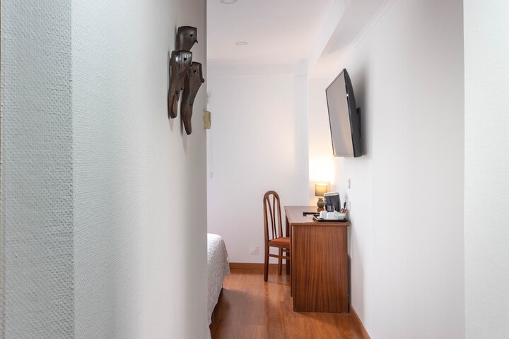 Room 20 of 75