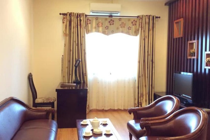 Room 15 of 34
