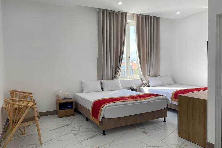 Room 16 of 46