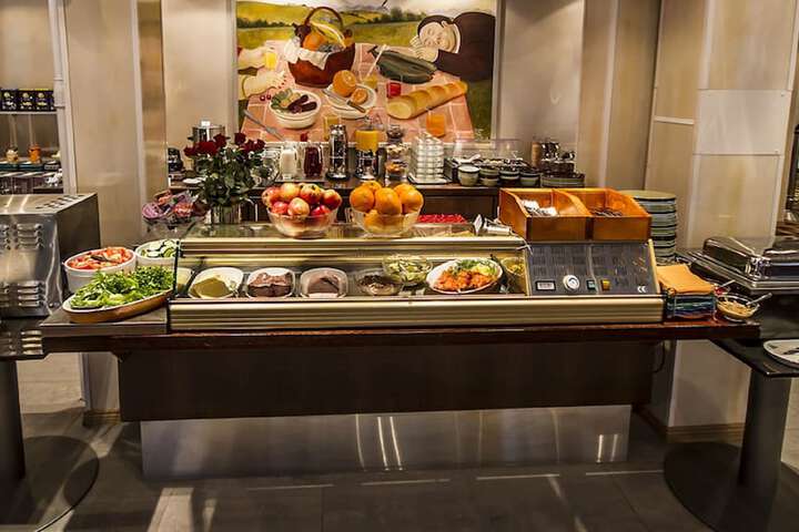Dining 118 of 136