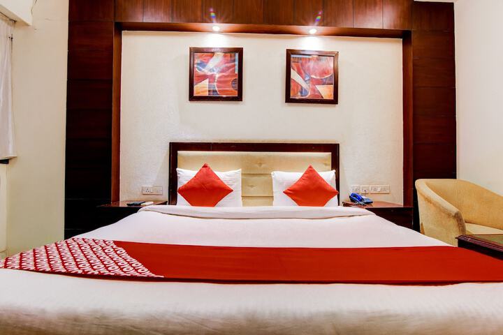 Room 30 of 44