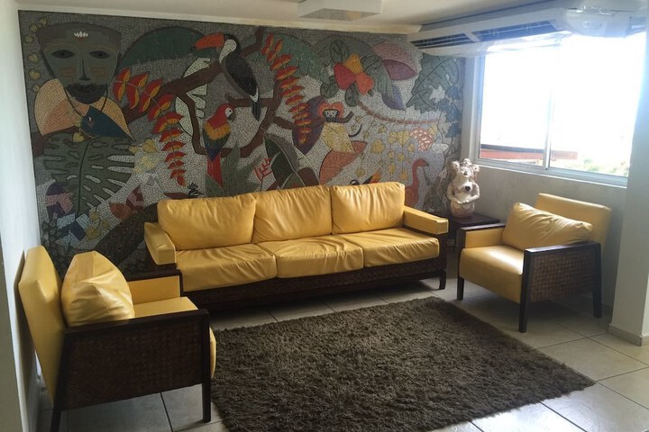Entrance & Lobby