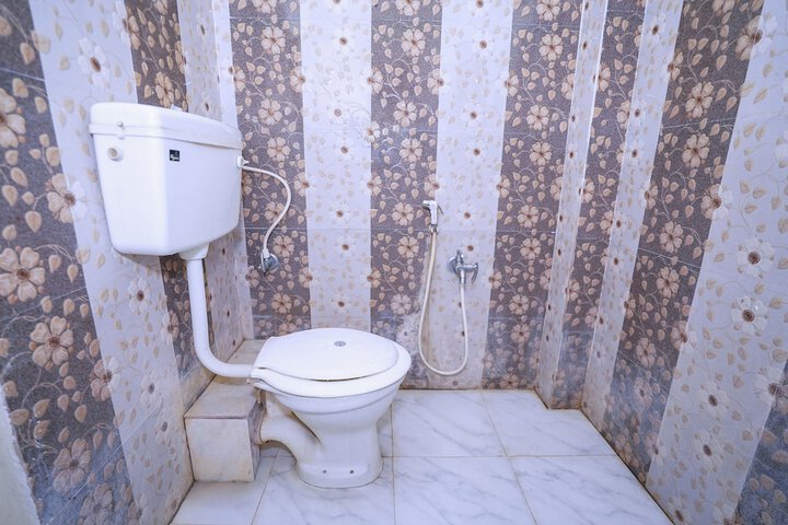 Room 17 of 25