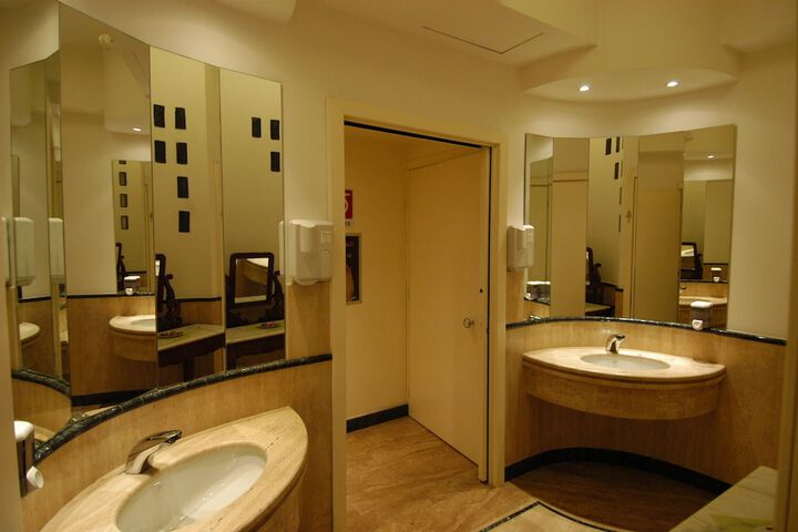Clean Restrooms