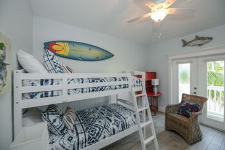 Room 20 of 25