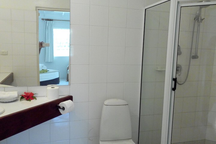 Room 18 of 34