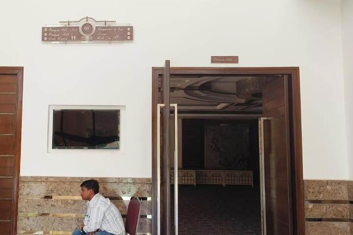 Hotel 2 of 54