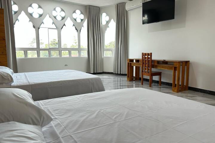 Room 21 of 74