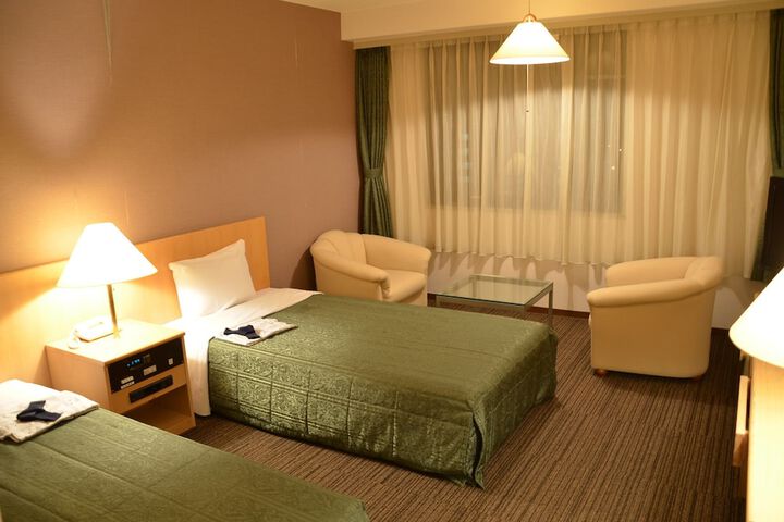 Room 15 of 22