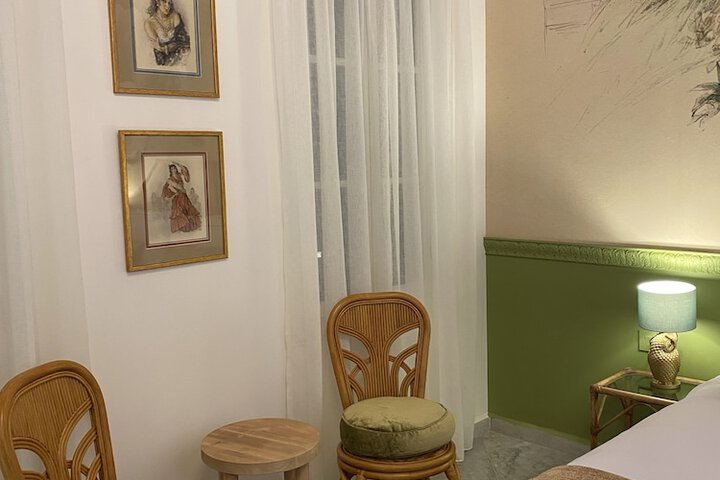 Room 48 of 124