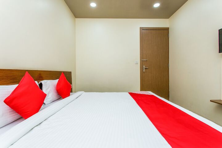 Room 9 of 21