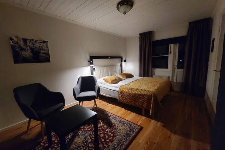 Room 11 of 63