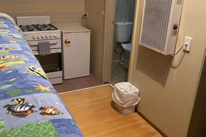 Room 8 of 42