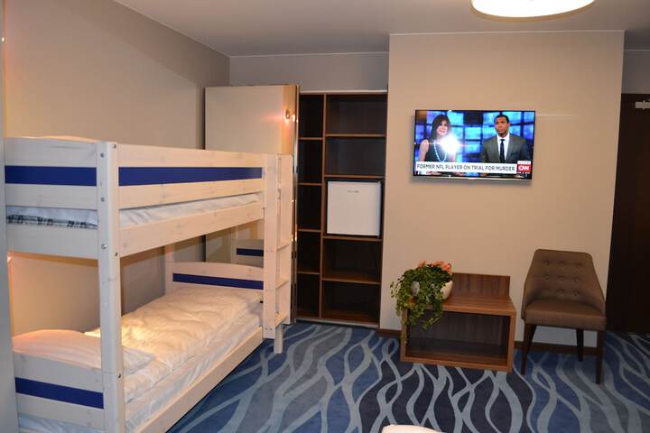 Room 6 of 49