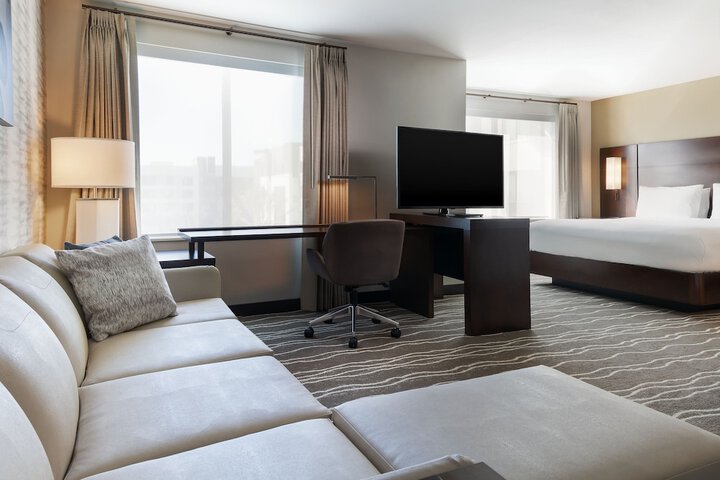 Room 17 of 51