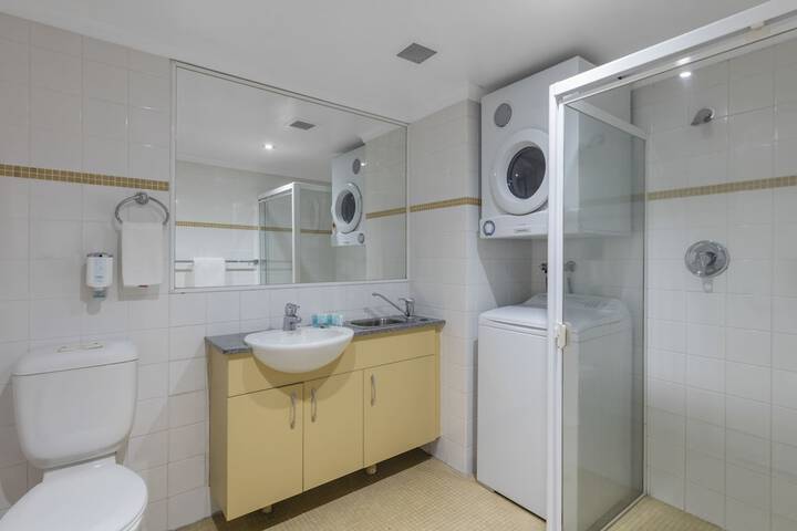 Room 15 of 22