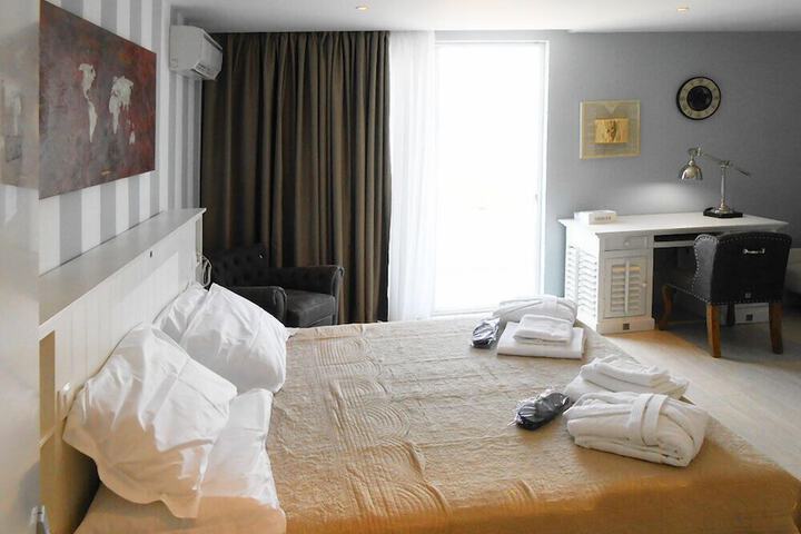 Room 17 of 108