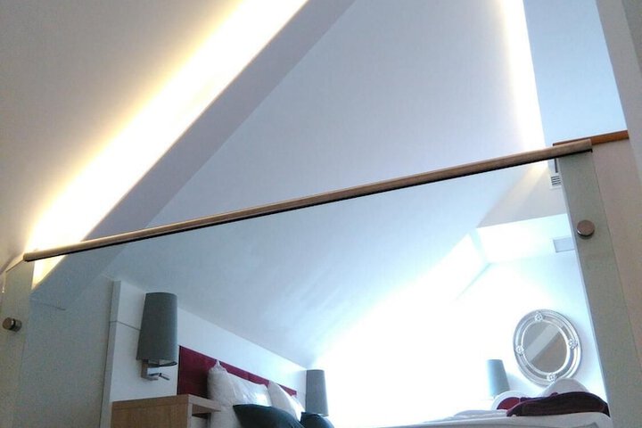 Room 15 of 46